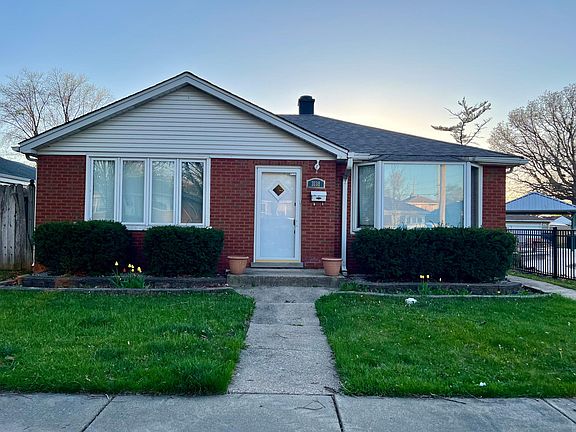 2nd image of 3138 Hawthorne St