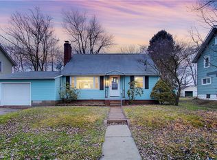 1809 Roosevelt Ave NE, Canton, OH