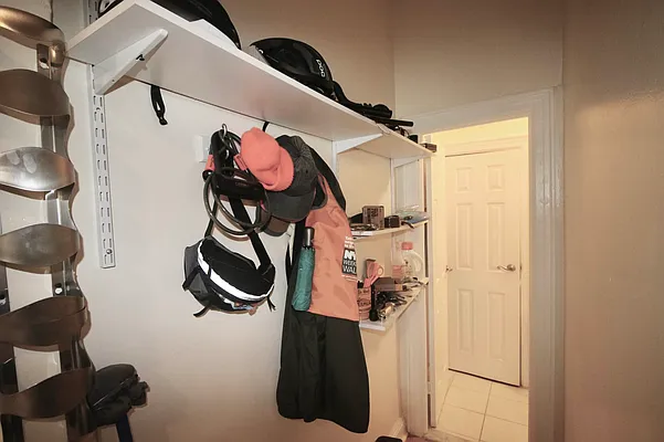 Rented by Delmark Realty LLC | media 13