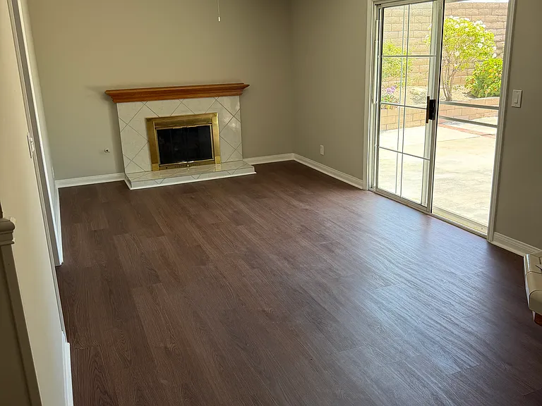 3028 E Vermillion St — Photo 4
