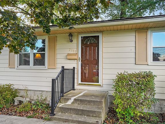 2nd image of 2388 Innwood Dr