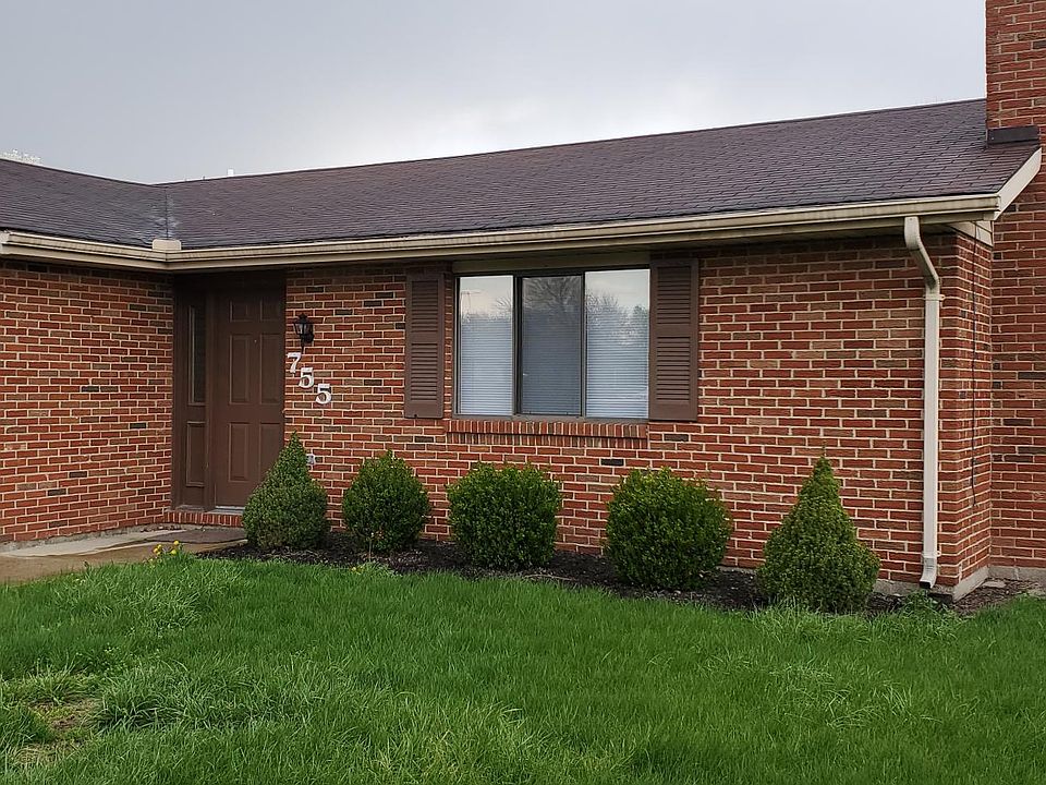 2nd image of 755 Wisteria Dr #755