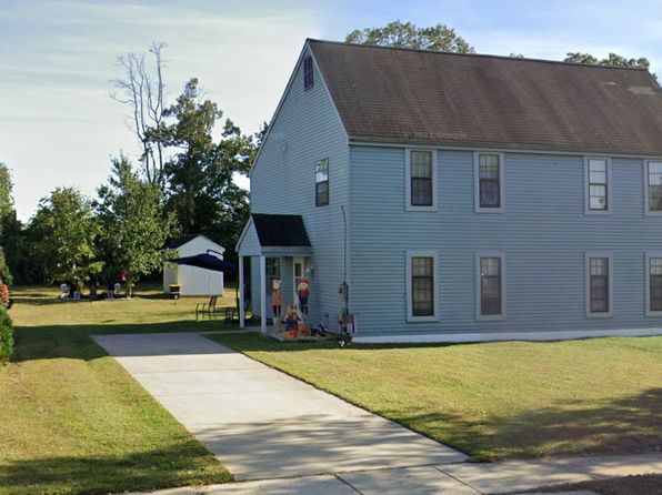 21 Greenfield Dr #A
