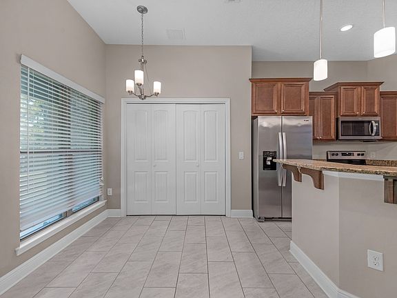 5th image of 1799 Galvez Dr