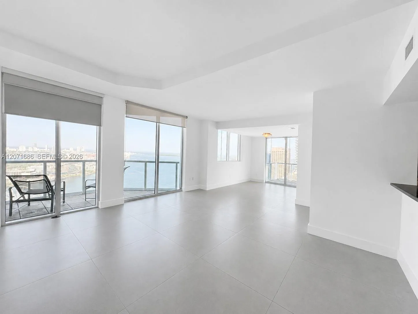 Vizcayne North Condo — Photo 3