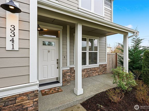 3rd image of 3341 63rd Avenue SW