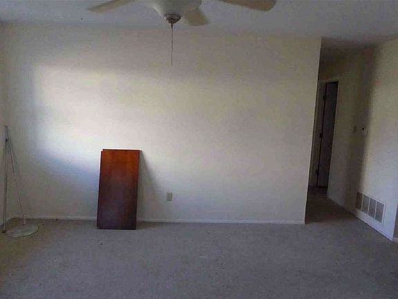 4th image of 10223 E Penrith Dr