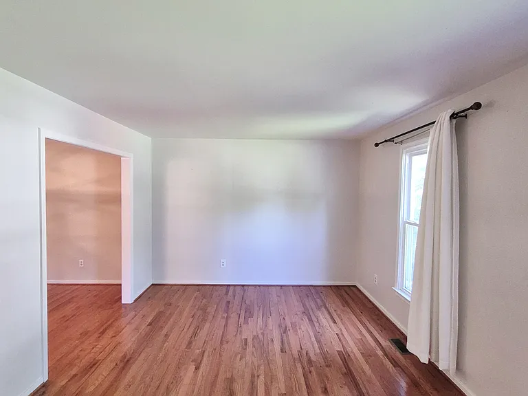 9019 Double Tree Ln — Photo 4