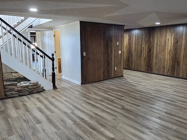 2189 Timothy Dr — Photo 25