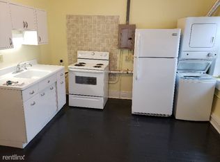 8 N Main St APT A, Lexington, VA 24450