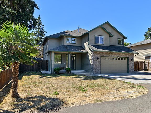 2nd image of 8328 SE Clatsop St