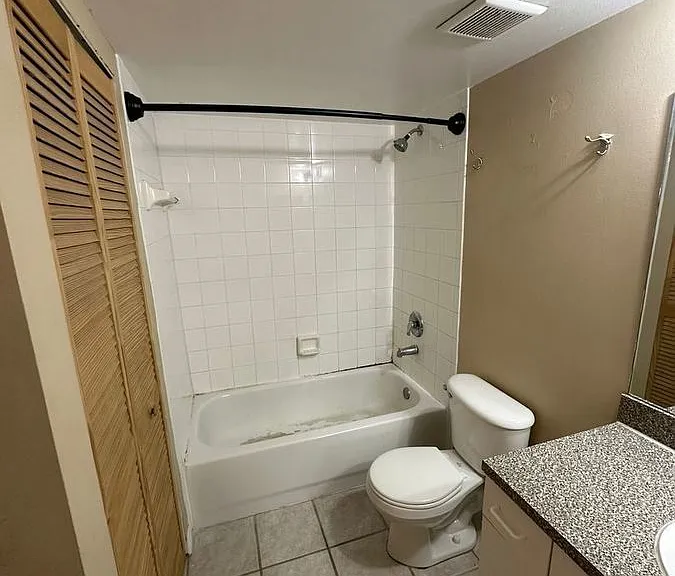 5035 Wiles Rd #203 — Photo 19