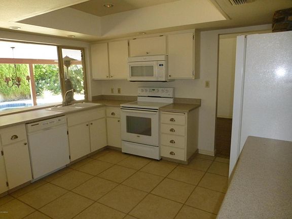 5th image of 7144 N 15th Pl