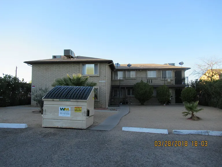 2010 E Sweetwater Ave._SP&Family LLC — Photo 8