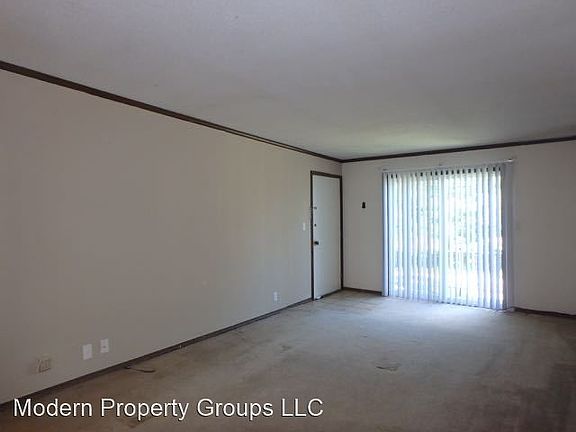 5th image of 108 Sieville Ave APT 99