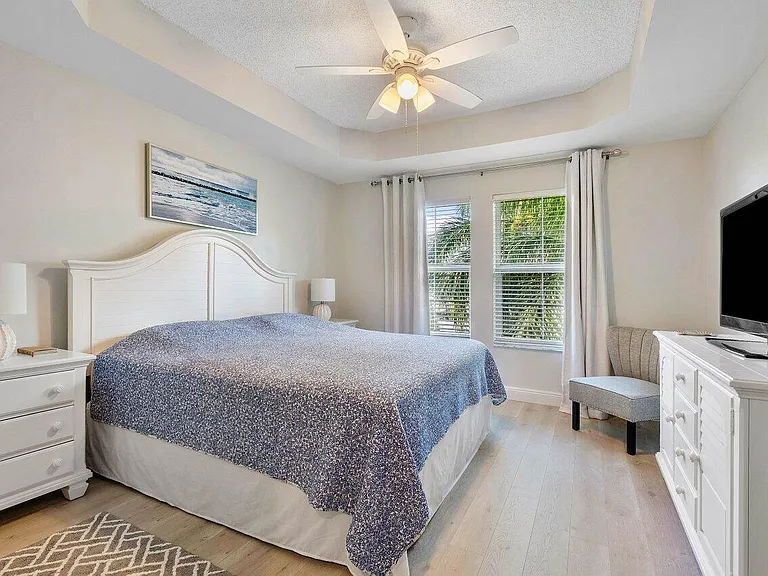 2408 Tuscany Way #2408 — Photo 16