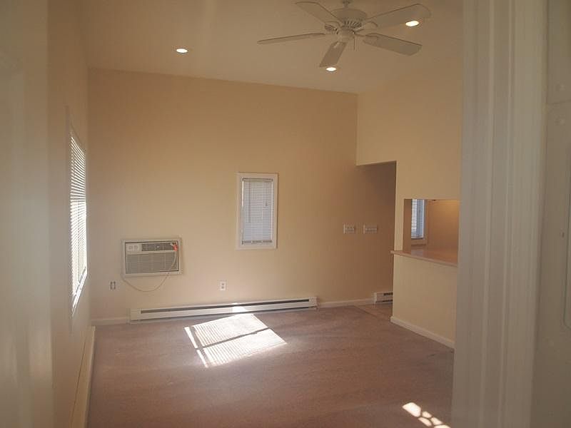 1st image of 25 River St