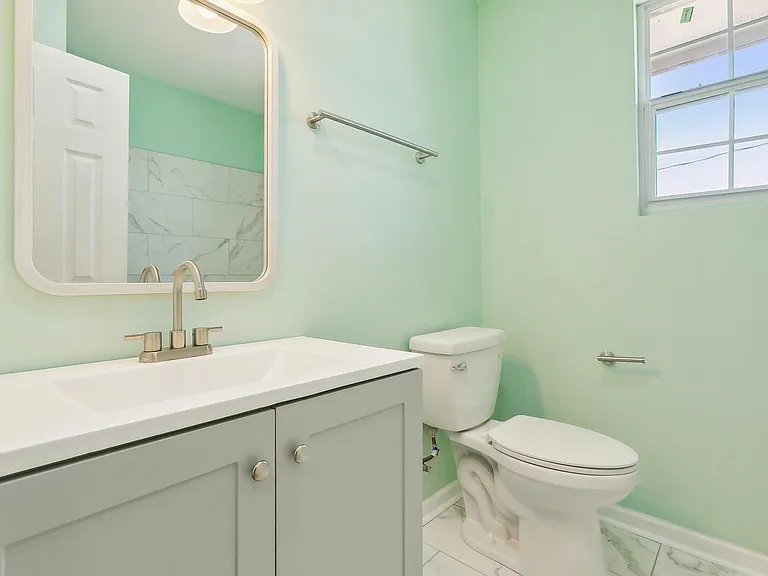 1124 Tallow Tree Ln #18 — Photo 7