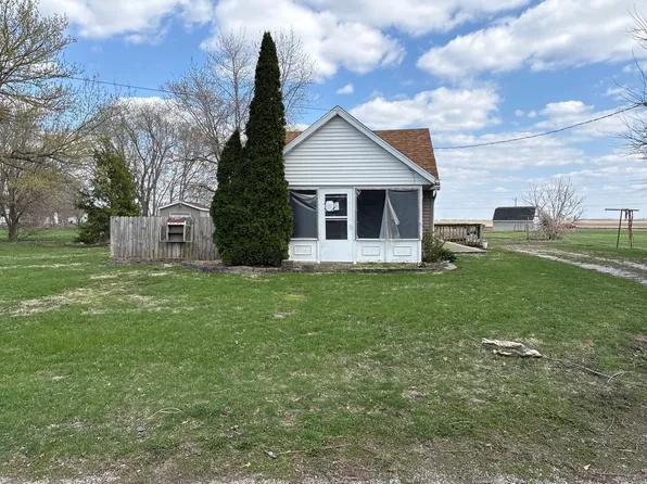 311 Park Ct, Saint David, IL 61563