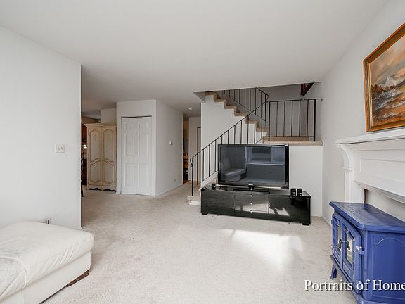 5th image of 4 Fernwood Dr #G