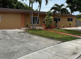 9591 SW 9th Ter, Miami, FL 33174