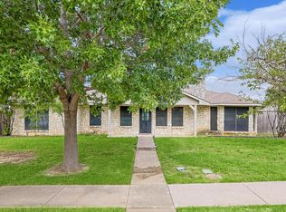 1909 Teton Trl, Lewisville, TX 75077
