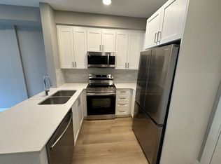 12804 140th Ave NW #220, Edmonton, AB T6V0M3