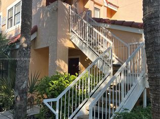 15581 SW 104th Ter APT 221, Miami, FL 33196