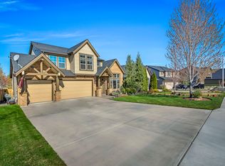 2895 SW 49th St, Redmond, OR 97756