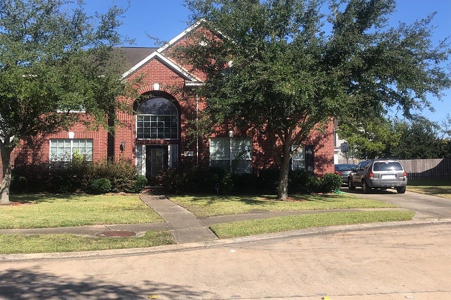 1st image of 14806 Honeymoon Bridge Ln