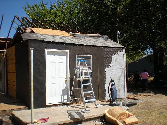 2nd image of 312 N Division St