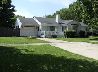 307 N Prairie Ave, Dwight, IL 60420