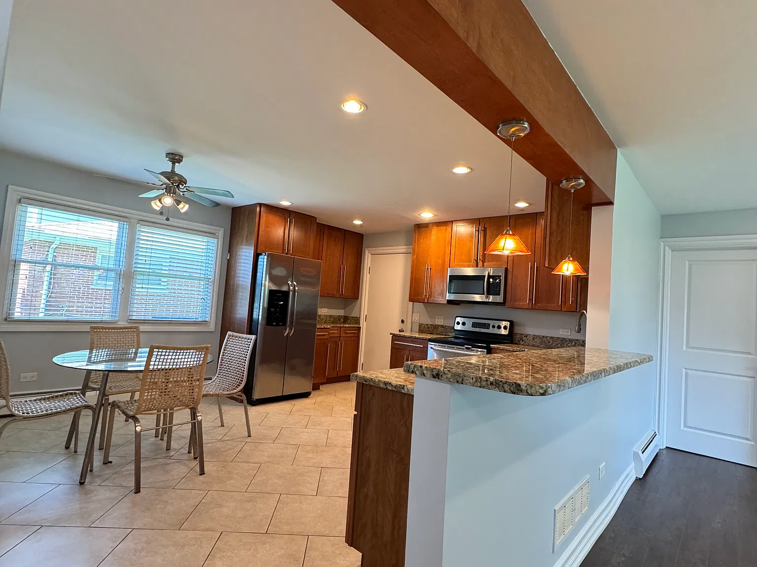 2 bed, $2,500 — Photo 4