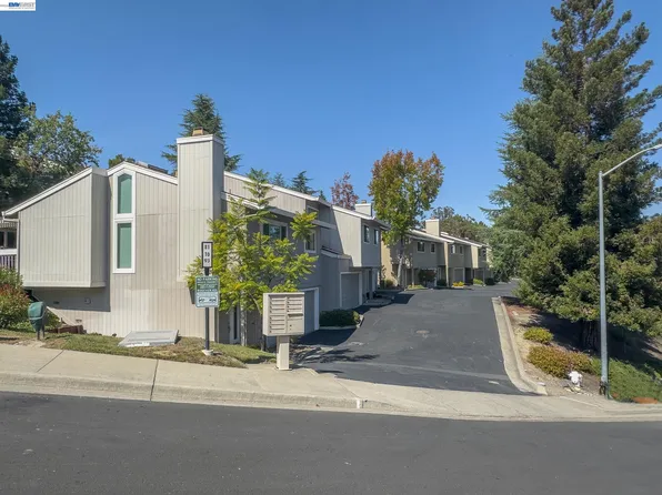 89 Southwind Dr, Pleasant Hill, CA 94523