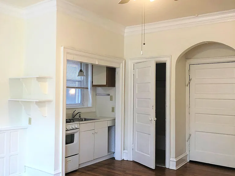 4219 Pine St #2F — Photo 17