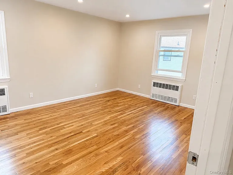 35 Gibson Blvd #2 — Photo 8