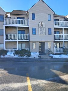 11 Hulbert Rd APT 13, Worcester, MA, 01603