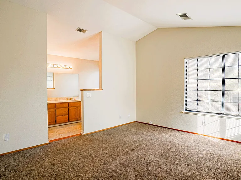 7202 Ruby Ct — Photo 24