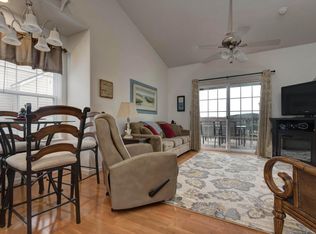 24 Chickadee Dr APT 5, Branson, MO 65616
