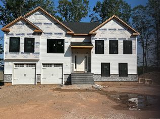 54 High St, Wallingford, CT 06472