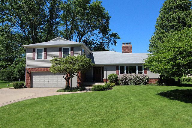 1st image of 312 N Elmwood Ln