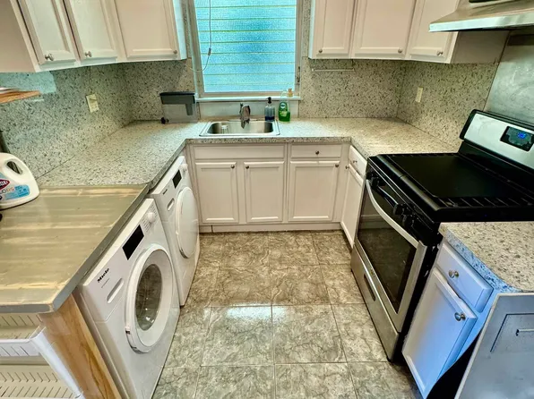 133 93rd Street 2 image 1 of 10