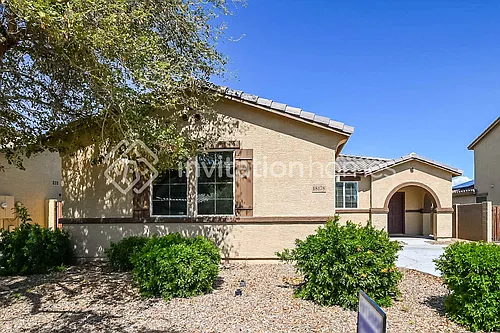 18178 W Ivy Ln Photo 1