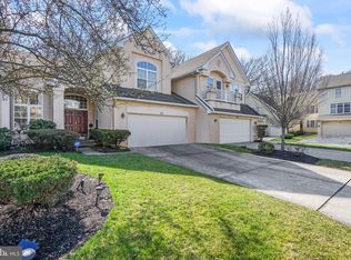 25 Buckingham Pl, Cherry Hill, NJ 08003