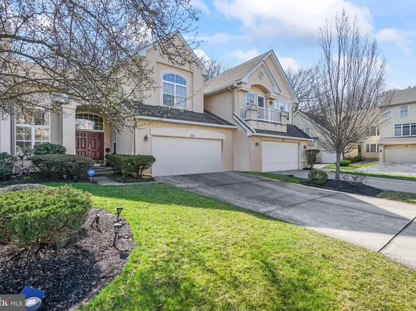 25 Buckingham Pl, Cherry Hill, NJ 08003