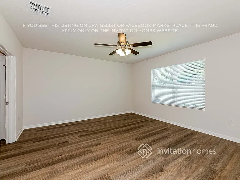 7985 Majestic Palms Ct — Photo 14