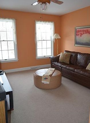 4th Bedroom w/Jack & Jill bathroom