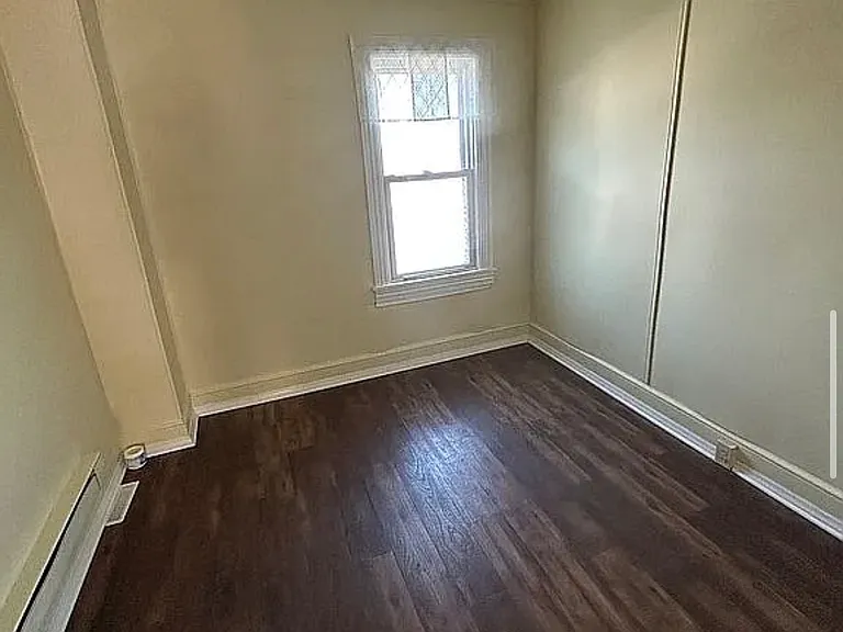 1024 Birch St — Photo 6