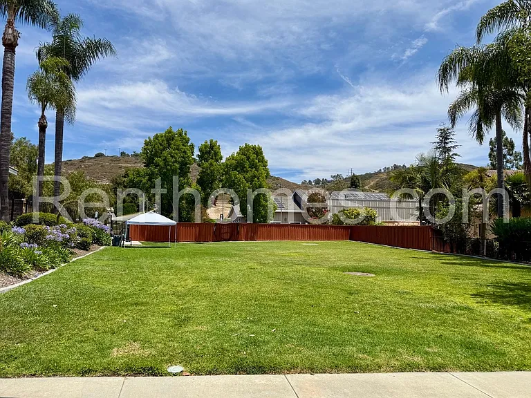 6865 Camino De Amigos — Photo 26