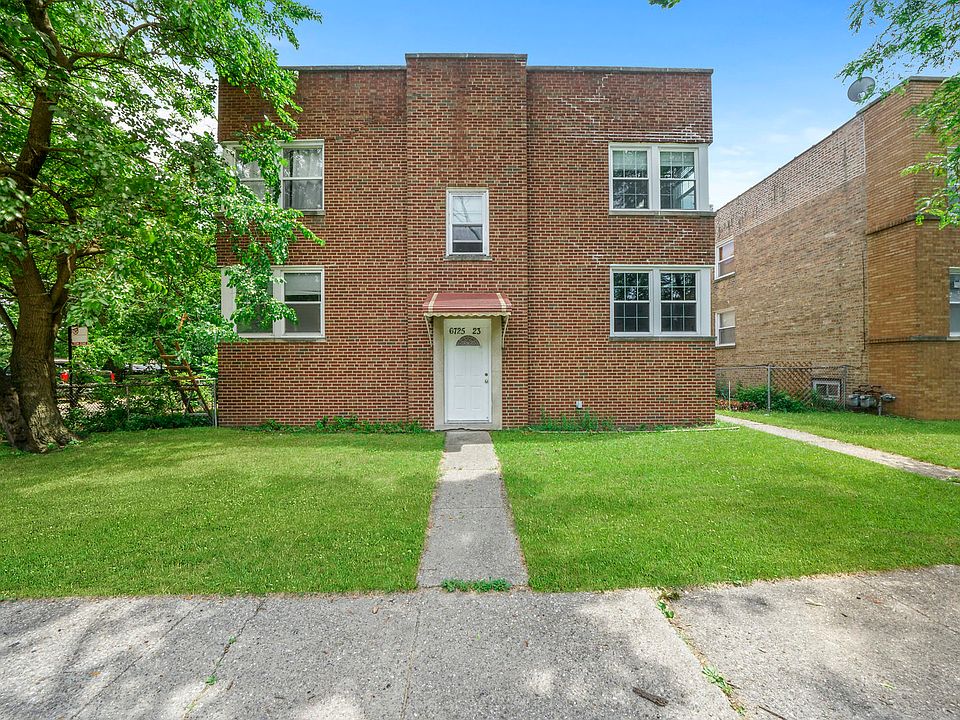 1st image of 6723 N Seeley Ave #1N